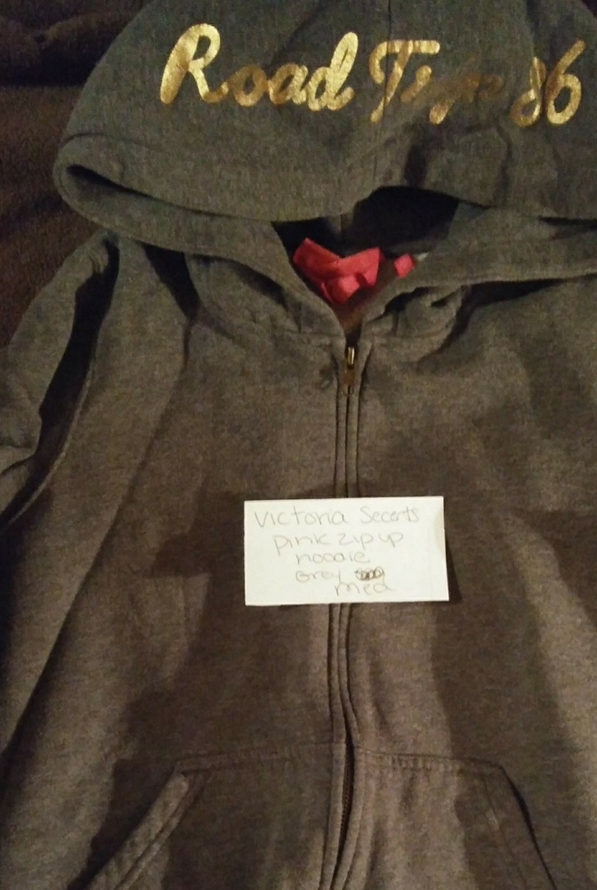 Victoria Secret *PINK* hoodie